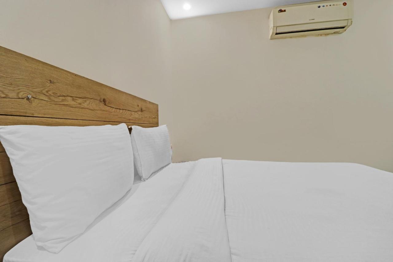 Airport Hotel Goodluck Yeni Delhi Dış mekan fotoğraf