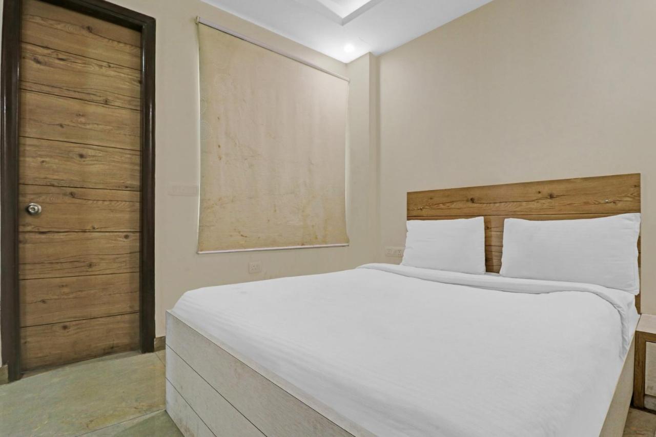 Airport Hotel Goodluck Yeni Delhi Dış mekan fotoğraf