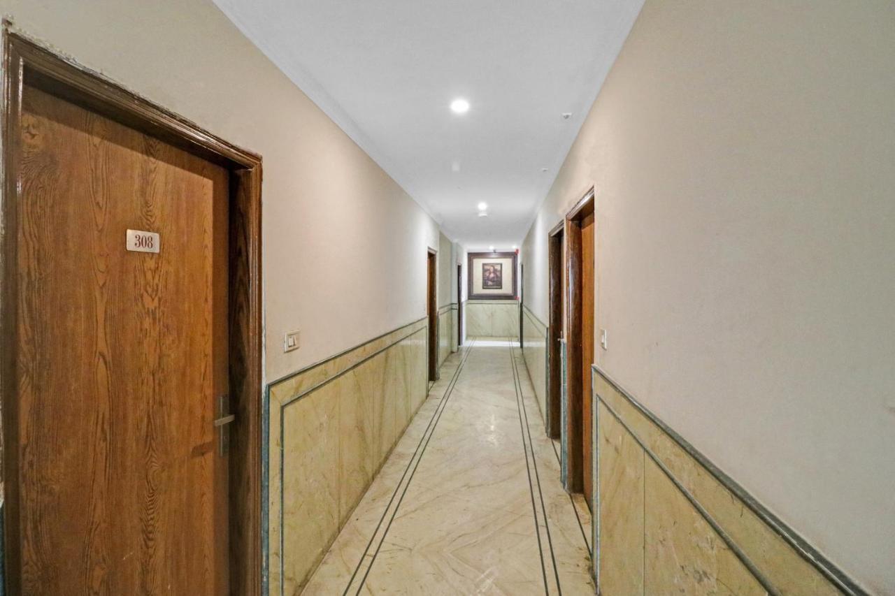 Airport Hotel Goodluck Yeni Delhi Dış mekan fotoğraf
