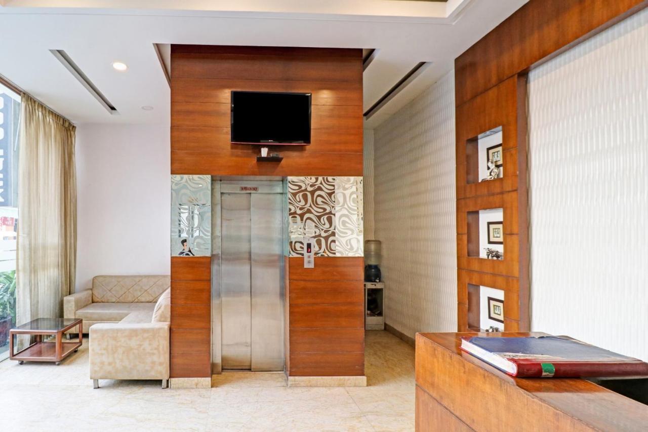 Airport Hotel Goodluck Yeni Delhi Dış mekan fotoğraf