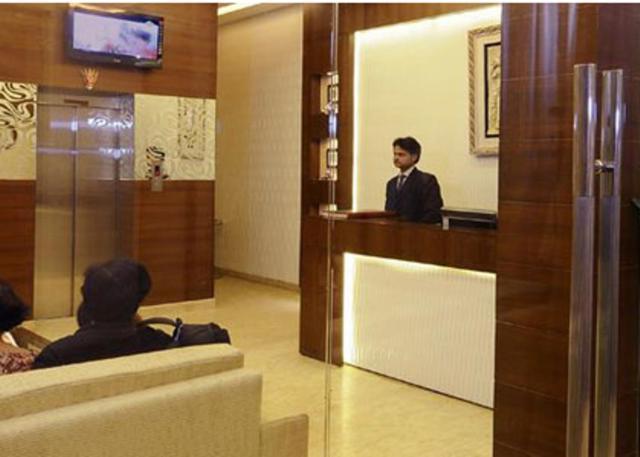 Airport Hotel Goodluck Yeni Delhi Dış mekan fotoğraf